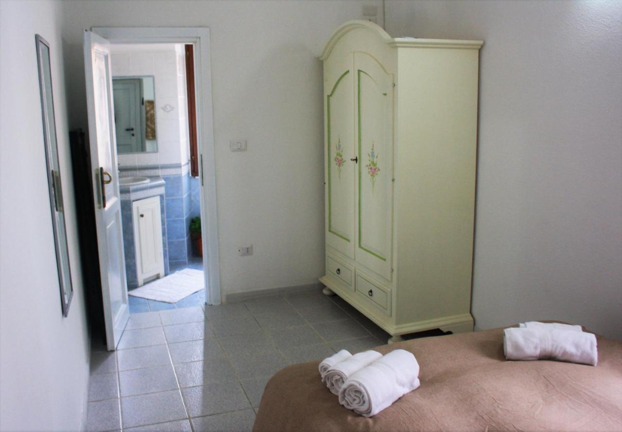 Casa Gandamar B&B Santa Teresa Gallura Cameră foto